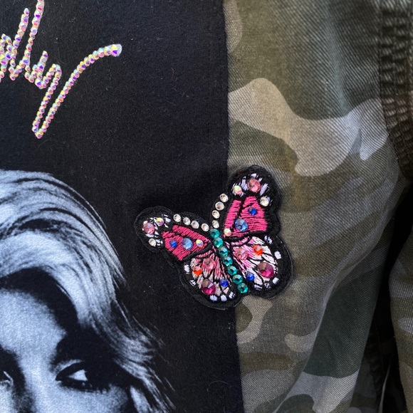 Repurposed Dolly Parton shirt with rhinestones - Picture 10 of 10